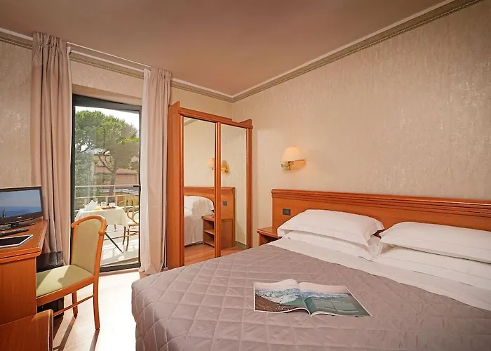 Du Gardone Riviera